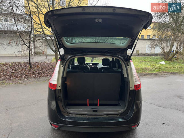 Чорний Рено Сценік, об'ємом двигуна 1.5 л та пробігом 279 тис. км за 7000 $, фото 6 на Automoto.ua