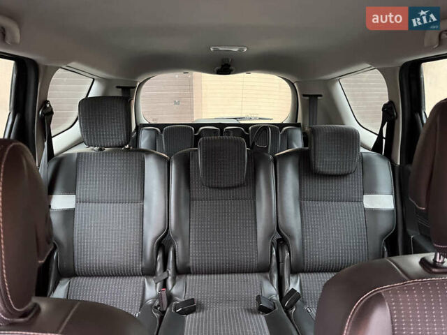 Чорний Рено Сценік, об'ємом двигуна 1.5 л та пробігом 279 тис. км за 7000 $, фото 7 на Automoto.ua