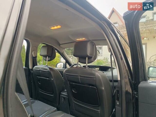 Черный Рено Сценик, объемом двигателя 1.46 л и пробегом 182 тыс. км за 7700 $, фото 58 на Automoto.ua