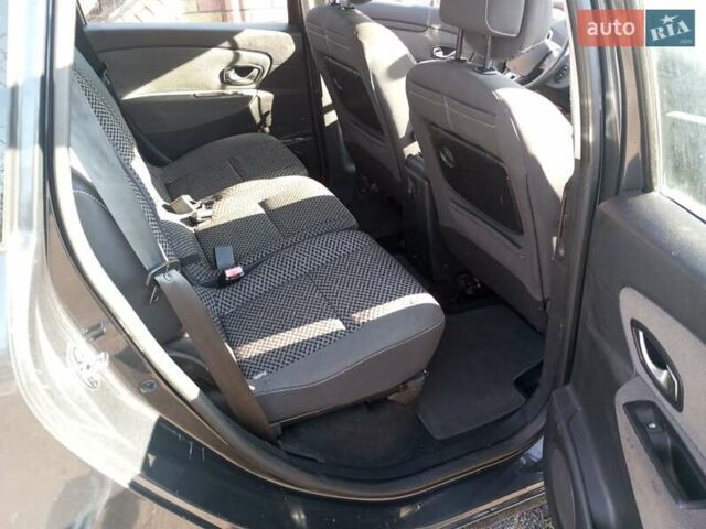 Чорний Рено Сценік, об'ємом двигуна 1.5 л та пробігом 226 тис. км за 6555 $, фото 7 на Automoto.ua