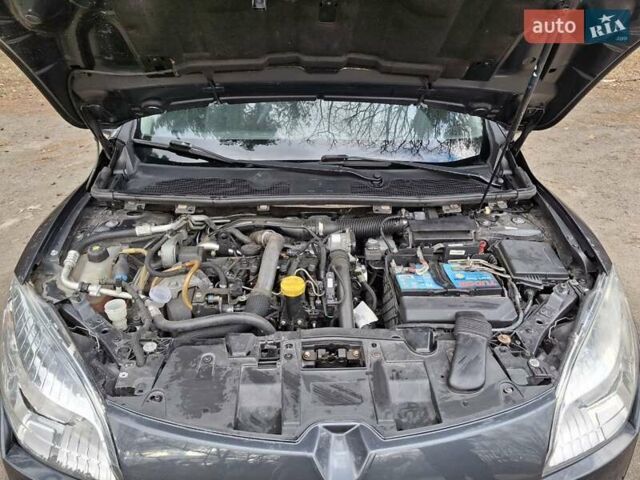 Чорний Рено Сценік, об'ємом двигуна 1.46 л та пробігом 277 тис. км за 6300 $, фото 17 на Automoto.ua
