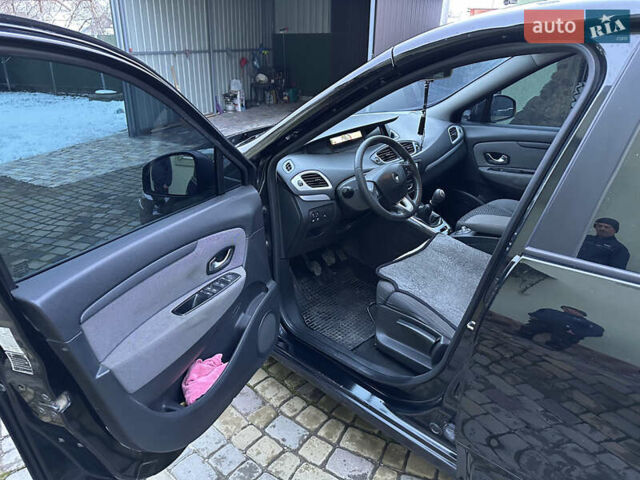 Черный Рено Сценик, объемом двигателя 1.5 л и пробегом 222 тыс. км за 6900 $, фото 13 на Automoto.ua