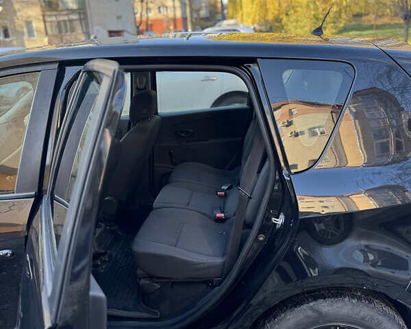 Черный Рено Сценик, объемом двигателя 1.5 л и пробегом 302 тыс. км за 5000 $, фото 4 на Automoto.ua