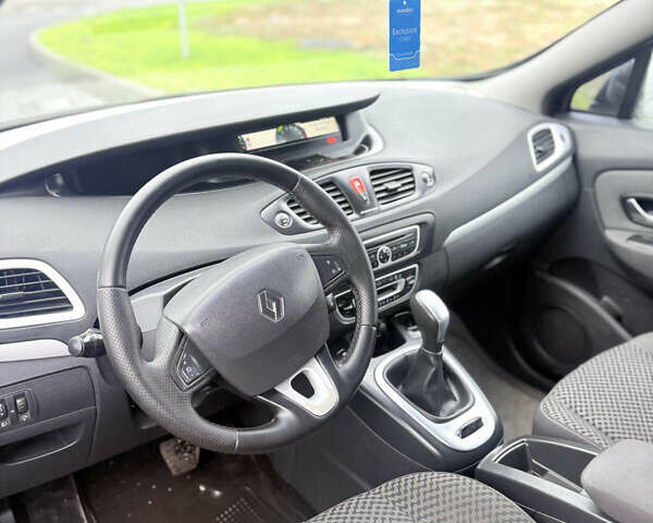 Черный Рено Сценик, объемом двигателя 2 л и пробегом 294 тыс. км за 6800 $, фото 14 на Automoto.ua