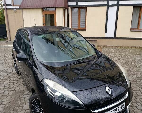 Черный Рено Сценик, объемом двигателя 1.6 л и пробегом 168 тыс. км за 9100 $, фото 3 на Automoto.ua