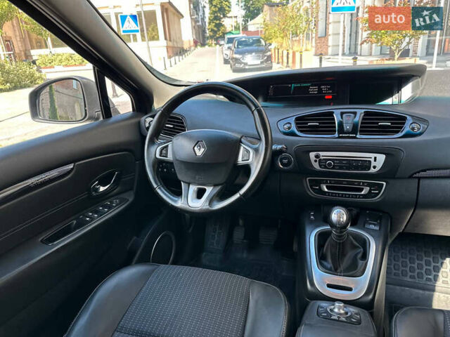 Черный Рено Сценик, объемом двигателя 1.46 л и пробегом 221 тыс. км за 7850 $, фото 38 на Automoto.ua