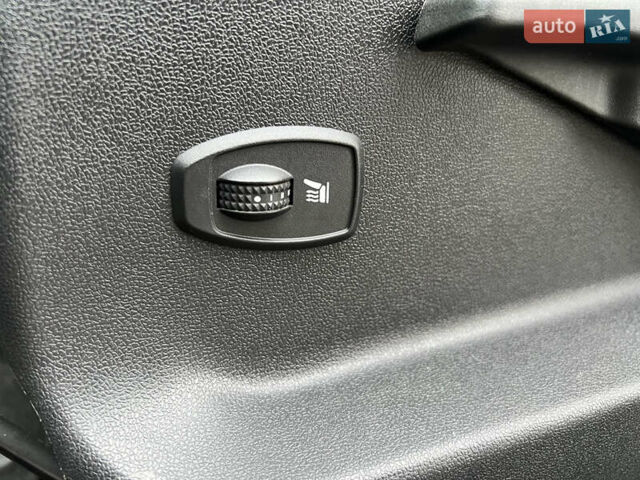 Черный Рено Сценик, объемом двигателя 1.6 л и пробегом 202 тыс. км за 8799 $, фото 25 на Automoto.ua