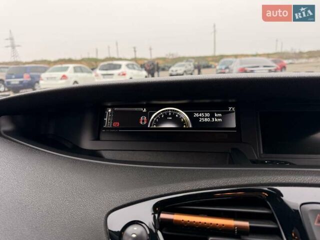 Черный Рено Сценик, объемом двигателя 1.5 л и пробегом 264 тыс. км за 8100 $, фото 17 на Automoto.ua