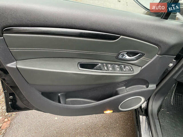 Чорний Рено Сценік, об'ємом двигуна 1.46 л та пробігом 140 тис. км за 9450 $, фото 53 на Automoto.ua