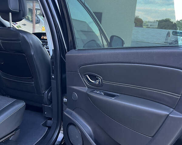 Чорний Рено Сценік, об'ємом двигуна 1.6 л та пробігом 213 тис. км за 8450 $, фото 33 на Automoto.ua