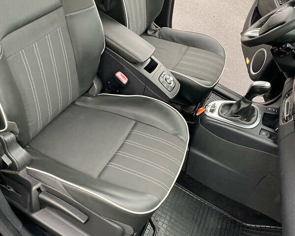 Чорний Рено Сценік, об'ємом двигуна 1.46 л та пробігом 140 тис. км за 9450 $, фото 50 на Automoto.ua