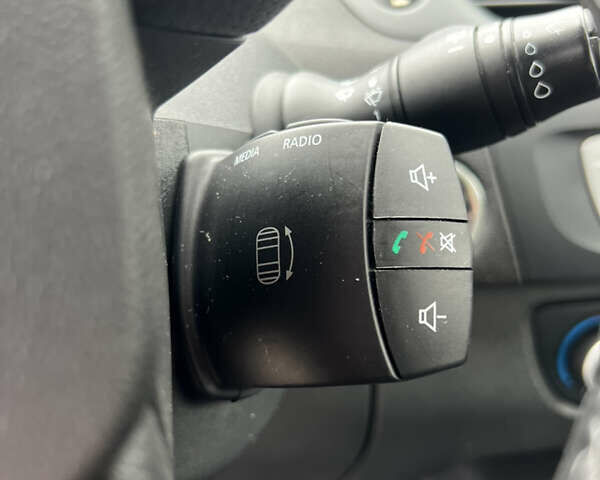 Рено Сценік 2012 у Вінниці на Automoto.ua Чорний Рено Сценік, об'ємом двигуна 1.6 л та пробігом 202 тис. км за 8700 $, фото 42 на Automoto.ua