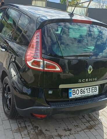 Черный Рено Сценик, объемом двигателя 1.46 л и пробегом 274 тыс. км за 7900 $, фото 3 на Automoto.ua