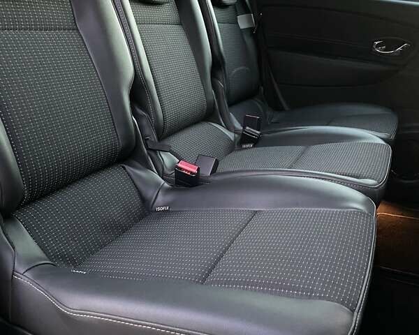 Черный Рено Сценик, объемом двигателя 1.5 л и пробегом 214 тыс. км за 8700 $, фото 29 на Automoto.ua