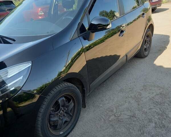 Рено Сценик 2012 в Житомире на Automoto.ua Черный Рено Сценик, объемом двигателя 1.5 л и пробегом 320 тыс. км за 6850 $, фото 2 на Automoto.ua