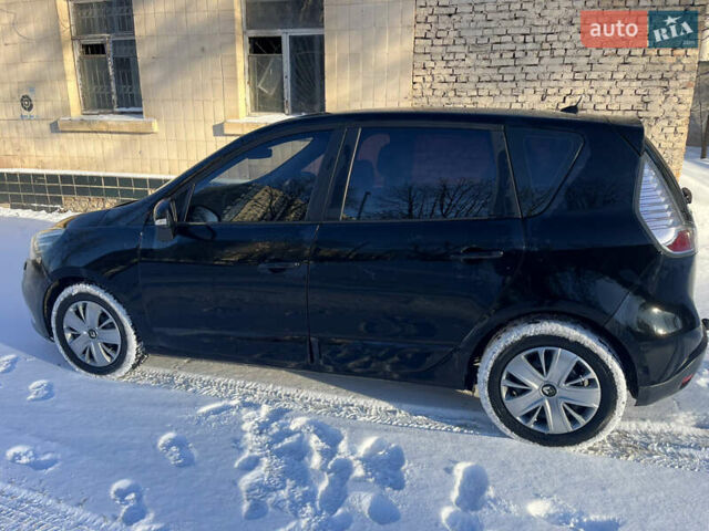 Черный Рено Сценик, объемом двигателя 1.6 л и пробегом 230 тыс. км за 7500 $, фото 2 на Automoto.ua