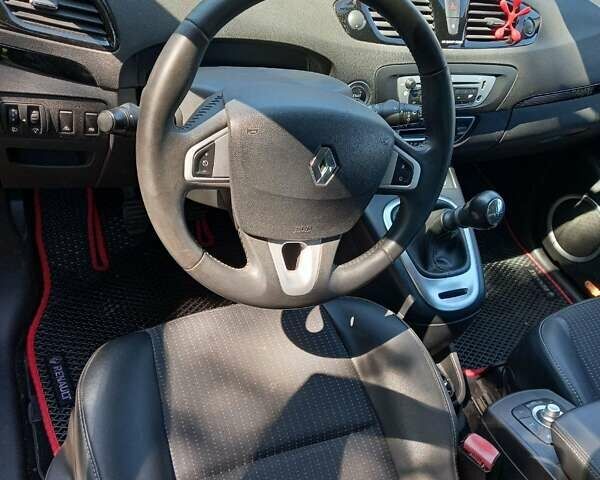 Чорний Рено Сценік, об'ємом двигуна 1.46 л та пробігом 305 тис. км за 8100 $, фото 18 на Automoto.ua