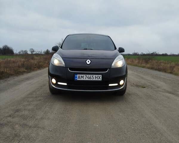 Черный Рено Сценик, объемом двигателя 1.5 л и пробегом 398 тыс. км за 7150 $, фото 20 на Automoto.ua