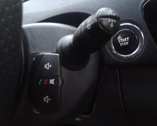 Черный Рено Сценик, объемом двигателя 1.6 л и пробегом 173 тыс. км за 9300 $, фото 2 на Automoto.ua