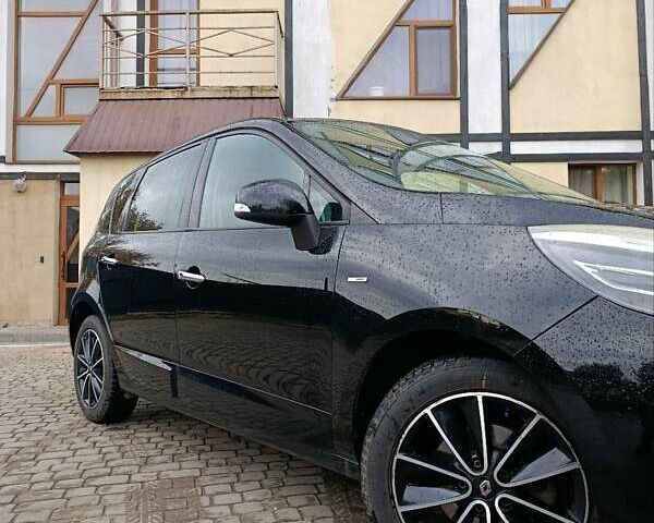 Черный Рено Сценик, объемом двигателя 1.6 л и пробегом 168 тыс. км за 9100 $, фото 5 на Automoto.ua
