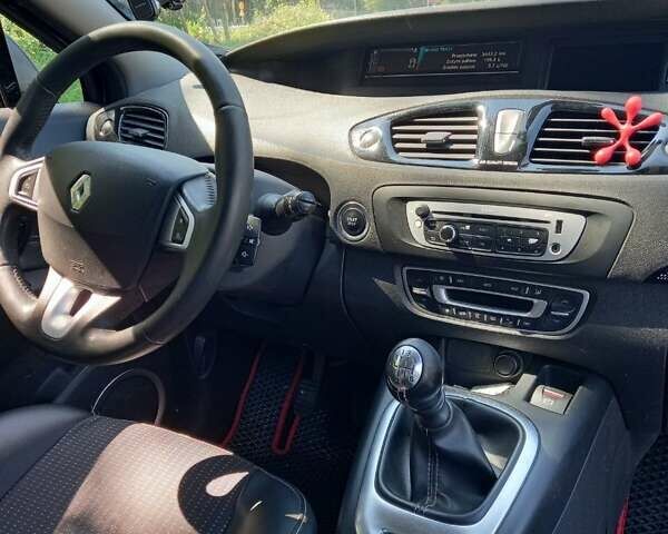 Чорний Рено Сценік, об'ємом двигуна 1.46 л та пробігом 305 тис. км за 8100 $, фото 26 на Automoto.ua