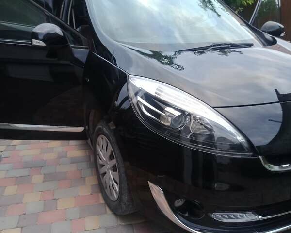 Черный Рено Сценик, объемом двигателя 1.6 л и пробегом 173 тыс. км за 9300 $, фото 5 на Automoto.ua