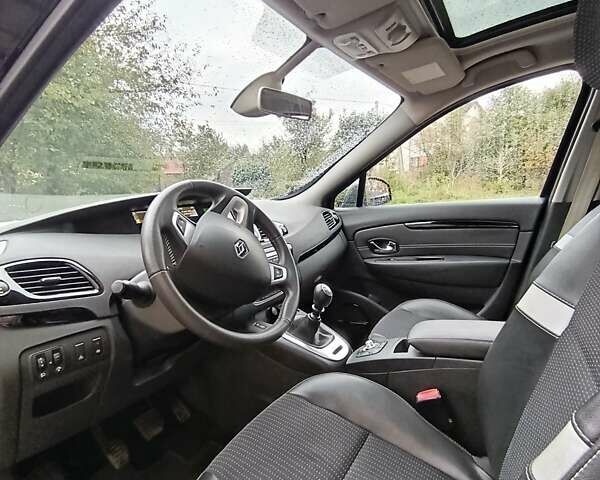 Черный Рено Сценик, объемом двигателя 1.6 л и пробегом 168 тыс. км за 9100 $, фото 21 на Automoto.ua