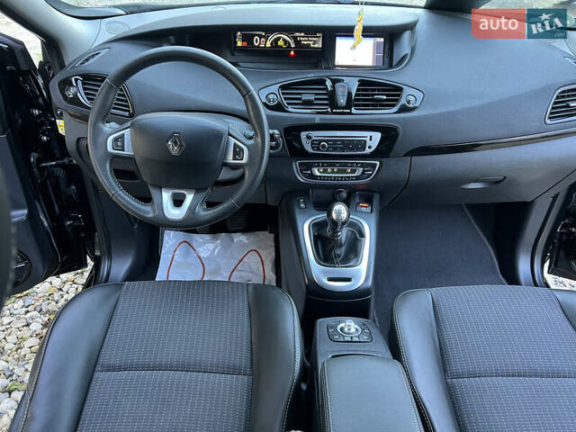 Чорний Рено Сценік, об'ємом двигуна 1.6 л та пробігом 213 тис. км за 8450 $, фото 24 на Automoto.ua