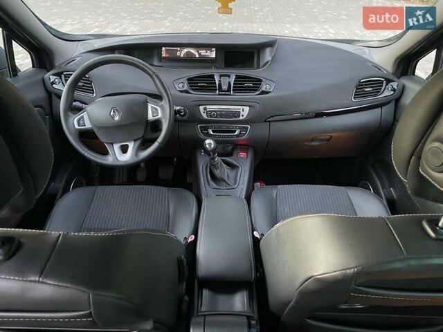 Черный Рено Сценик, объемом двигателя 1.5 л и пробегом 214 тыс. км за 8700 $, фото 33 на Automoto.ua