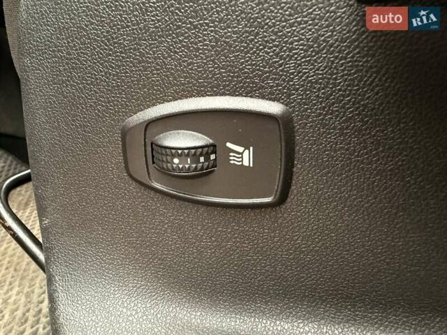 Черный Рено Сценик, объемом двигателя 1.5 л и пробегом 264 тыс. км за 8100 $, фото 23 на Automoto.ua