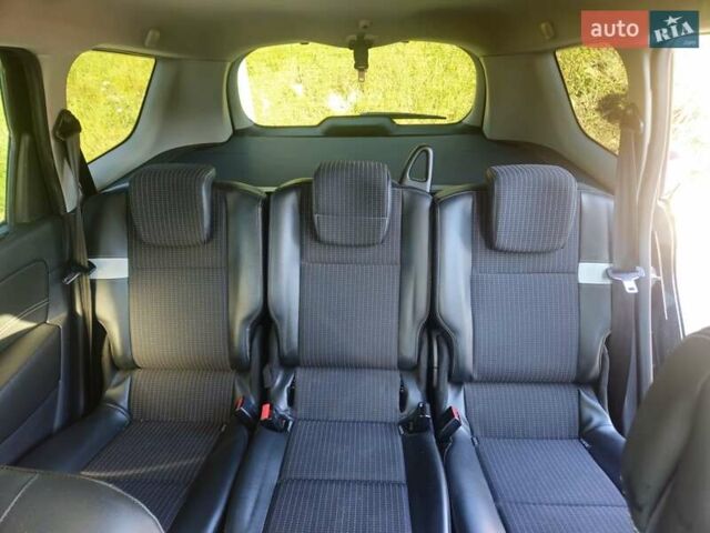 Черный Рено Сценик, объемом двигателя 1.5 л и пробегом 254 тыс. км за 8500 $, фото 10 на Automoto.ua