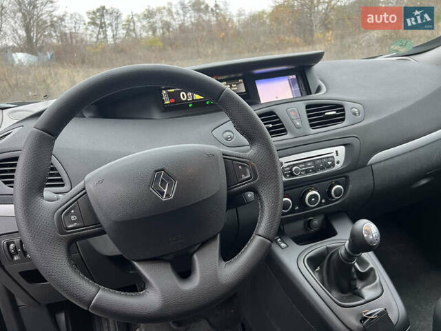 Черный Рено Сценик, объемом двигателя 1.6 л и пробегом 202 тыс. км за 8799 $, фото 28 на Automoto.ua
