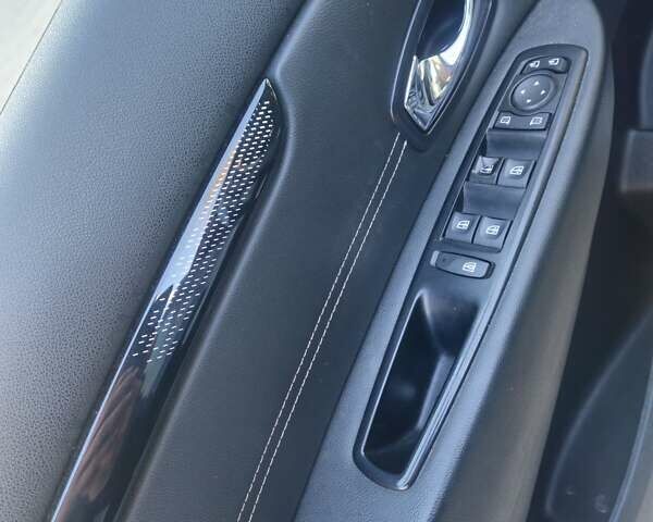 Черный Рено Сценик, объемом двигателя 1.5 л и пробегом 254 тыс. км за 8500 $, фото 15 на Automoto.ua