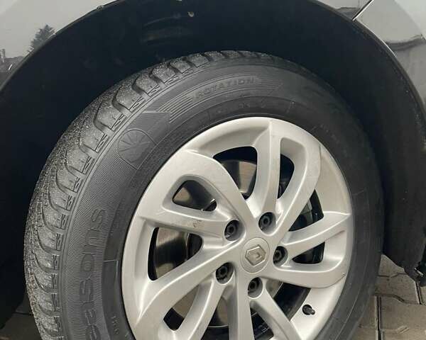 Черный Рено Сценик, объемом двигателя 1.5 л и пробегом 242 тыс. км за 7800 $, фото 2 на Automoto.ua