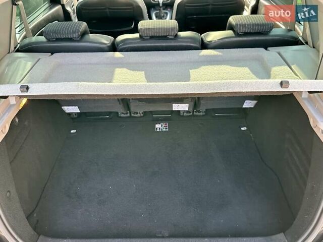 Черный Рено Сценик, объемом двигателя 1.5 л и пробегом 191 тыс. км за 9250 $, фото 21 на Automoto.ua