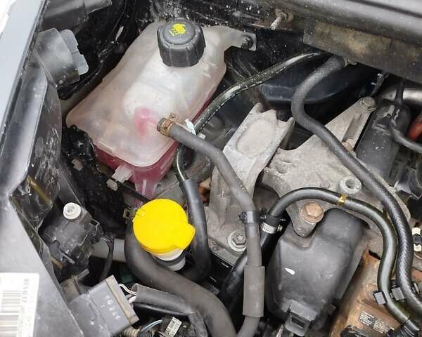 Черный Рено Сценик, объемом двигателя 1.5 л и пробегом 398 тыс. км за 7150 $, фото 6 на Automoto.ua