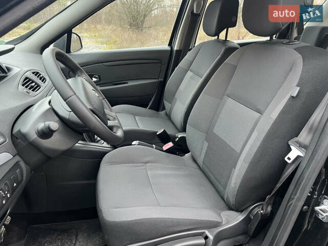 Черный Рено Сценик, объемом двигателя 1.6 л и пробегом 202 тыс. км за 8799 $, фото 24 на Automoto.ua