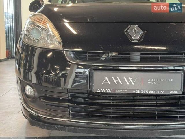 Черный Рено Сценик, объемом двигателя 1.46 л и пробегом 225 тыс. км за 7990 $, фото 2 на Automoto.ua