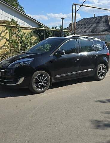 Черный Рено Сценик, объемом двигателя 1.46 л и пробегом 245 тыс. км за 8800 $, фото 1 на Automoto.ua
