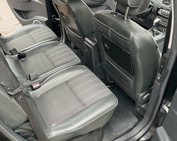 Чорний Рено Сценік, об'ємом двигуна 1.46 л та пробігом 140 тис. км за 9450 $, фото 46 на Automoto.ua