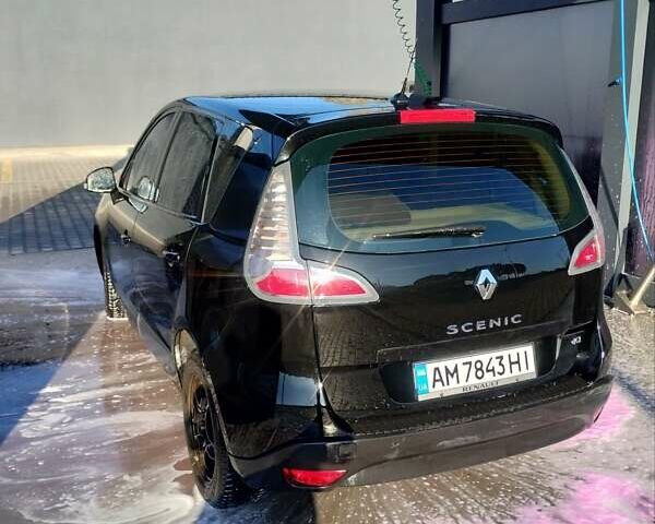 Черный Рено Сценик, объемом двигателя 1.5 л и пробегом 300 тыс. км за 7500 $, фото 1 на Automoto.ua
