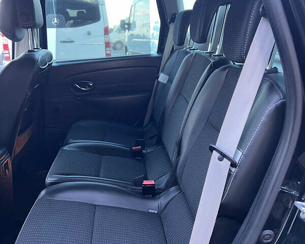 Чорний Рено Сценік, об'ємом двигуна 1.6 л та пробігом 213 тис. км за 8450 $, фото 39 на Automoto.ua