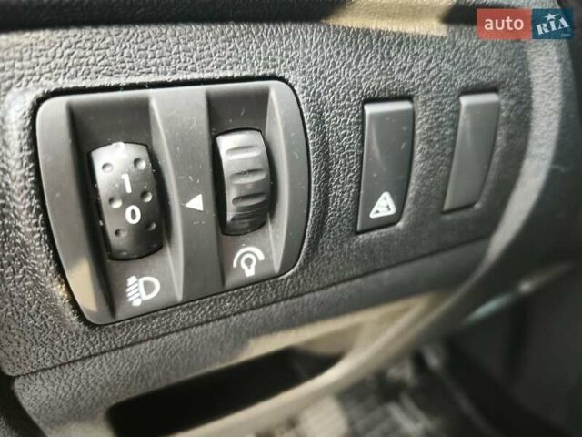 Черный Рено Сценик, объемом двигателя 1.5 л и пробегом 212 тыс. км за 8500 $, фото 52 на Automoto.ua