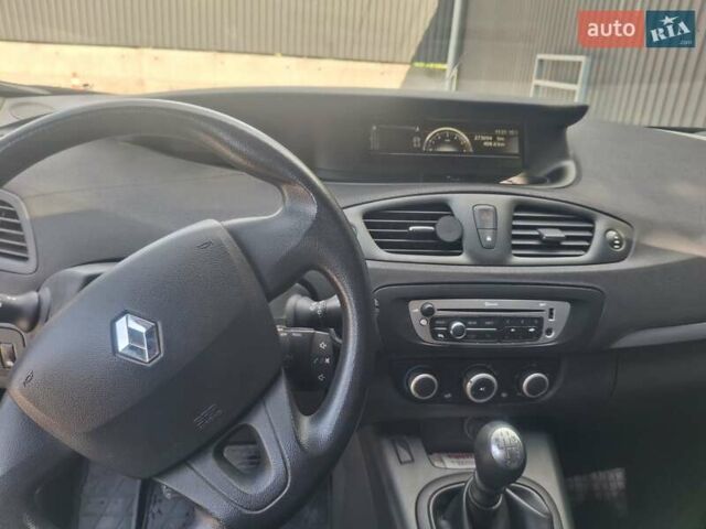 Черный Рено Сценик, объемом двигателя 1.5 л и пробегом 250 тыс. км за 7200 $, фото 5 на Automoto.ua