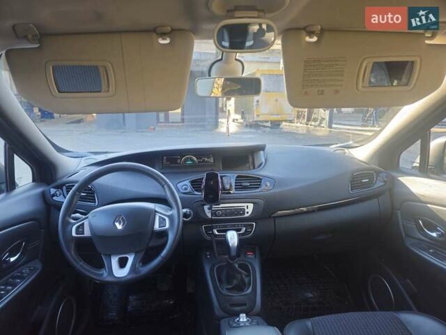 Черный Рено Сценик, объемом двигателя 1.5 л и пробегом 254 тыс. км за 8500 $, фото 11 на Automoto.ua