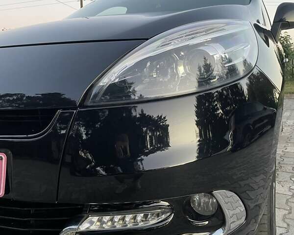 Черный Рено Сценик, объемом двигателя 1.5 л и пробегом 214 тыс. км за 8700 $, фото 3 на Automoto.ua