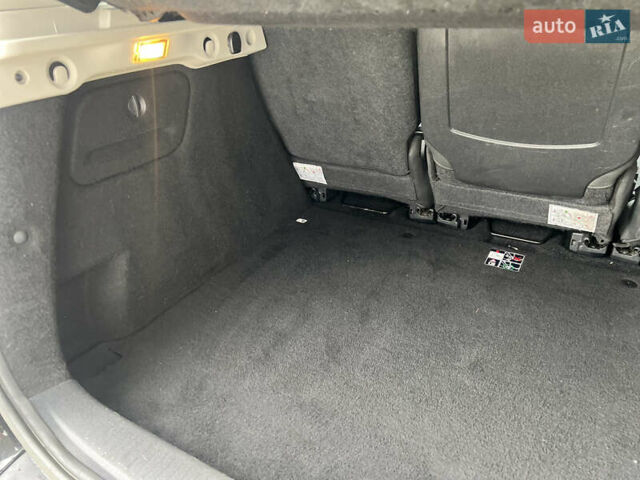 Рено Сценік 2012 у Вінниці на Automoto.ua Чорний Рено Сценік, об'ємом двигуна 1.6 л та пробігом 202 тис. км за 8700 $, фото 52 на Automoto.ua