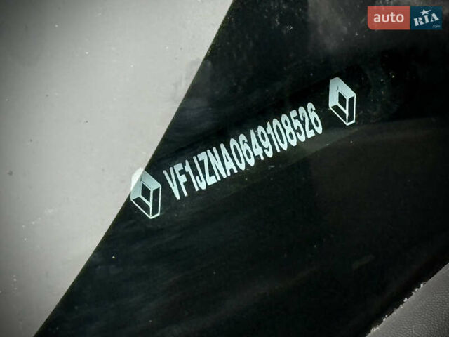 Черный Рено Сценик, объемом двигателя 1.6 л и пробегом 225 тыс. км за 9900 $, фото 105 на Automoto.ua