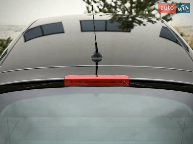 Черный Рено Сценик, объемом двигателя 1.6 л и пробегом 225 тыс. км за 9900 $, фото 46 на Automoto.ua