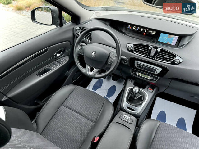 Черный Рено Сценик, объемом двигателя 1.6 л и пробегом 225 тыс. км за 9900 $, фото 60 на Automoto.ua
